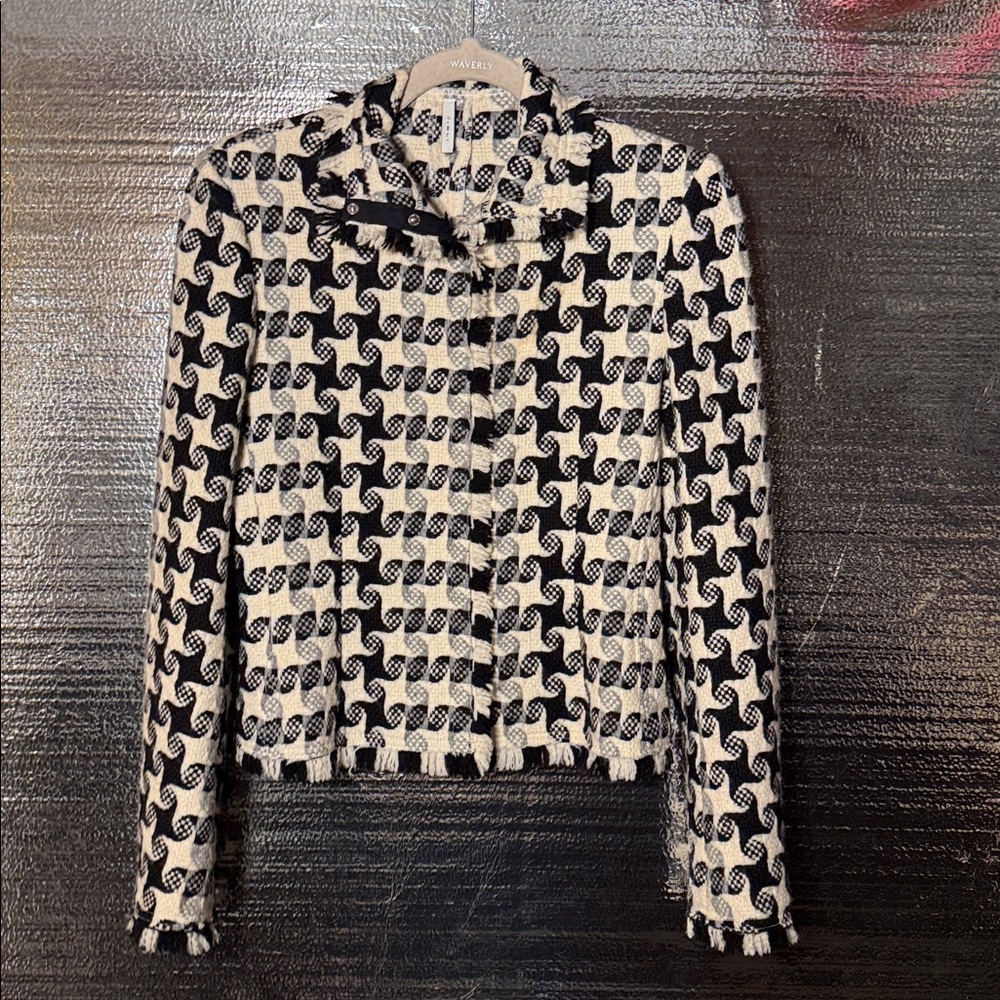 IISLI Wool Jacket. Size 6